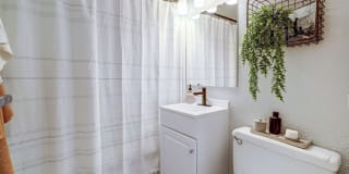 The Hewing Gallery 9