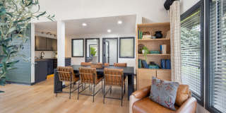 The Hewing Gallery 19