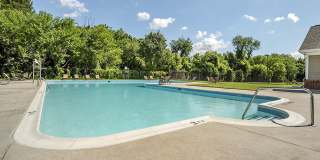 THE MANOR/THE MANOR EAST APARTMENTS Gallery 3