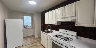 Updated 2.5 Bedroom/ 1 Bath in Troy Hill Gallery 1