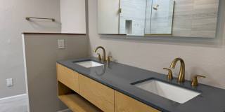 Spacious 3 Bed/2 Bath Townhouse w/ an Office in Northeast Tucson! Gallery 20