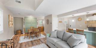 2124 Old Pond Lane Gallery 10