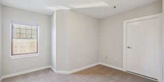 Kenmore Sq - 2 Bed 2 Bath  9/1 Gallery 6