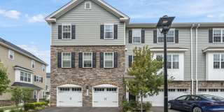 1502 Arose Lane Gallery 1