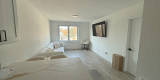 211 Ferry Blvd Gallery 6