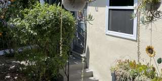 2219 Glendon Ave Gallery 3