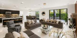 6989 NW 104th Ct Gallery 12