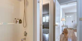 510 E Main Street Gallery 22