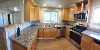 Large 5 Bedroom Home close to Poly Campus!! Gallery 32