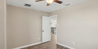 672 Valley Garden Gallery 30
