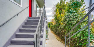 Stylish Mid‑Century Building in West Adams Park Tract Gallery 23