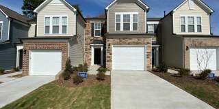 Room in 3 Bedroom Townhome at Whitesell Way Gallery 1