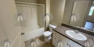 Perfect commuter location! Gallery 17
