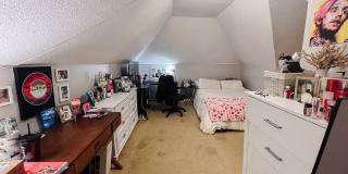 PRELEASING for AUGUST! Close to Campus Gallery 12