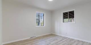 12403 Ridge Road Gallery 16