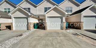 AVAILABLE NOW - Fort Walton Beach townhome! Gallery 1