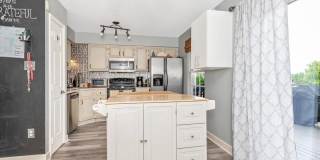 6338 TOWNCREST Court Gallery 5