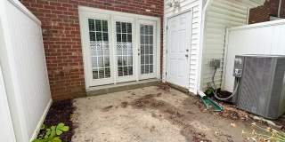 1215 Green Oaks Lane - B - 1 Gallery 11