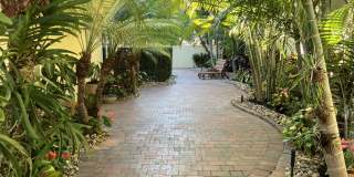 333 Pelican Way Gallery 28