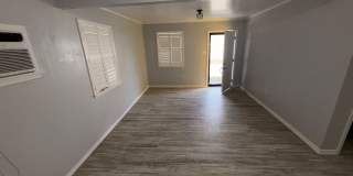 This studio apartment is conveniently located one block from Spohn Shoreline, Gallery 14