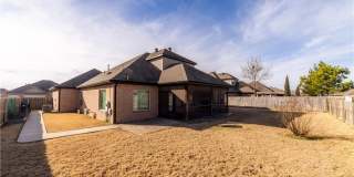 6101 W Woodbine Drive Gallery 3