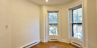 102 Appleton St Gallery 10