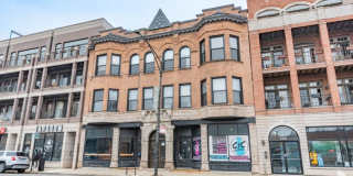 1420 W Irving Park Rd Gallery 1