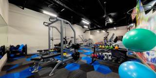 1329-39 LOMBARD Street Gallery 16