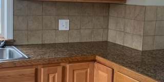 2 Bedroom 1 Bathroom Single Family on Double Lot Gallery 9