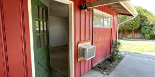 Cutest 3-Bedroom House with Covered Back Patio + Bonus Storage/Office! Gallery 24