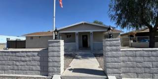 4BR plus Bonus Room, 4 BA incls Fully Furnished Casita, Garage, Colorado River!! Gallery 1