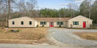 Updated Large Home with Private In-Law Suite Near Gloucester Main Street Gallery 1