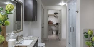 Hanover Buckhead Village Gallery 23