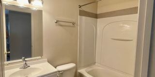 1 Bedroom 1 Bath Duplex Cute and charming area in the heart of Huntersville... perfect for single person or elderly looking to downsize Gallery 12