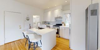 1077  Ashbury Sreeet Gallery 4