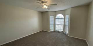 1605 Kirby Avenue Gallery 9