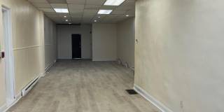 4942 N BROAD Street Gallery 1