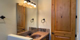 Unique 3Bdm 2Ba home is located in a great central location Gallery 63