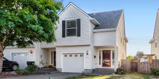 3BR/2.5BA Bethany Townhome — Attached Garage, Fenced Yard & Gas Fireplace (NW Portland / Bethany) Gallery 1