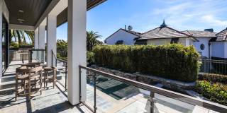 Elevated Living in Newport Heights Gallery 27