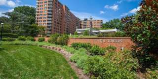 4201 CATHEDRAL AVE NW #914W 4201 CATHEDRAL AVE NW #914W Gallery 1