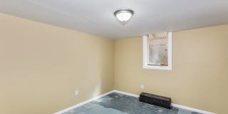 2 bedroom duplex with bonus room Gallery 10