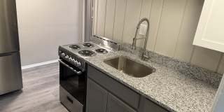 58 Adelaide Ave Gallery 1