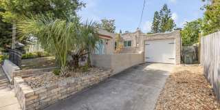 Renovated Spanish-Style 2/1 Beach Bungalow Just Steps to the Ocean! Gallery 29
