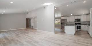 5634 Mason Avenue Gallery 6