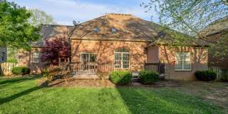 2185 Roswell Drive Gallery 13