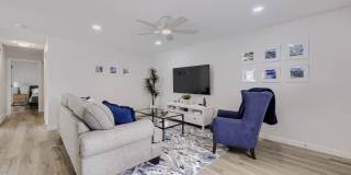 Updated 2 Bedroom Townhouse in Thornton Updated 2 Bedroom Townhouse in Thornton Gallery 5