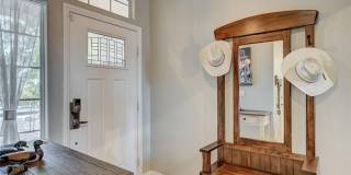 987 Cutter Street Gallery 17