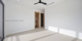 1316 NE 16th Ter Gallery 32
