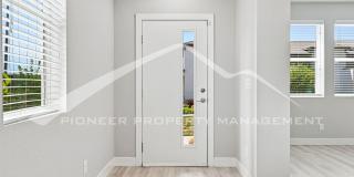 Spacious Townhouse with Central AC and 2-Car Garage Gallery 3